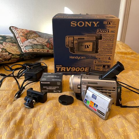 Sony TRV900 Handycam