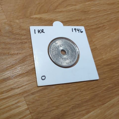 Usirkulert 1 krone mynt fra 1946