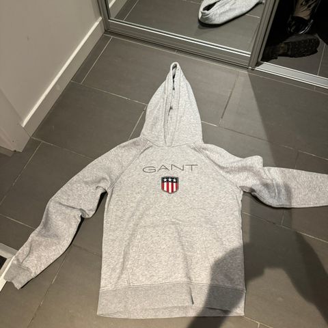 Gant hoodie pent brukt- fremstår som ny