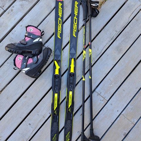 Langrenn ski, staver og ski sko barn 100cm
