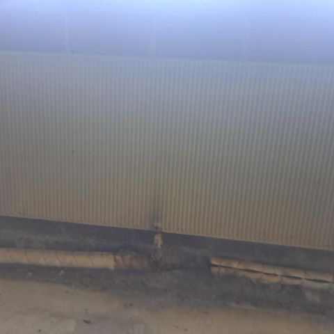 Metal Gammelt radiator