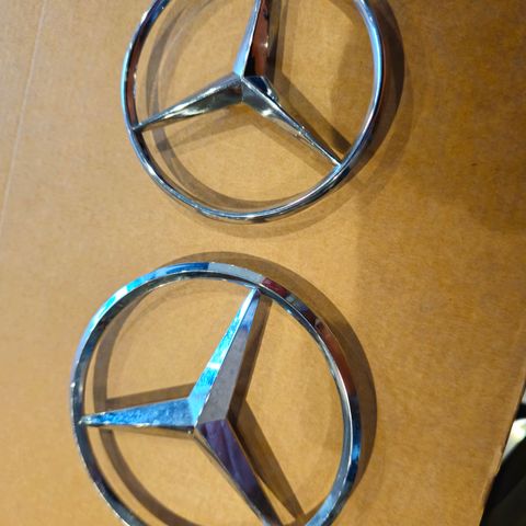 Mercedes stjerner til bakluke