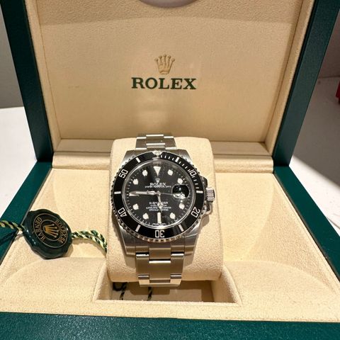 Rolex Submariner Date 116610LN