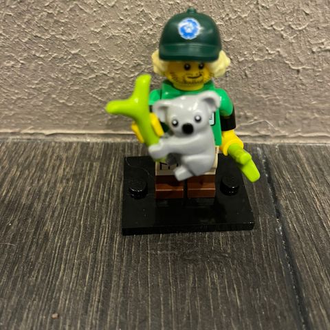 Conservationist, Lego minfigure Series 24