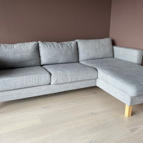 Pent brukt sofa