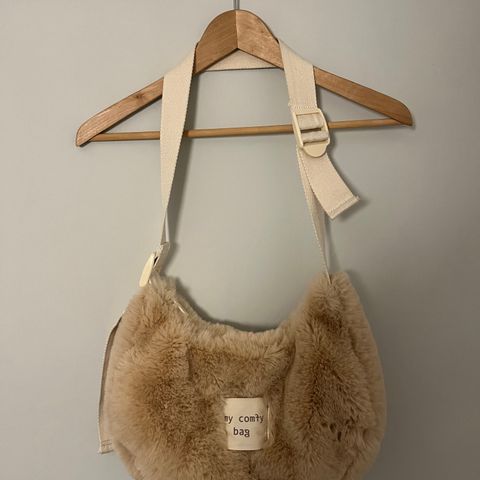 Zara fluffy pels veske