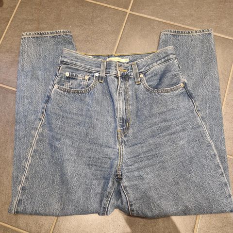 High Loose Taper fra Levis W25 L27