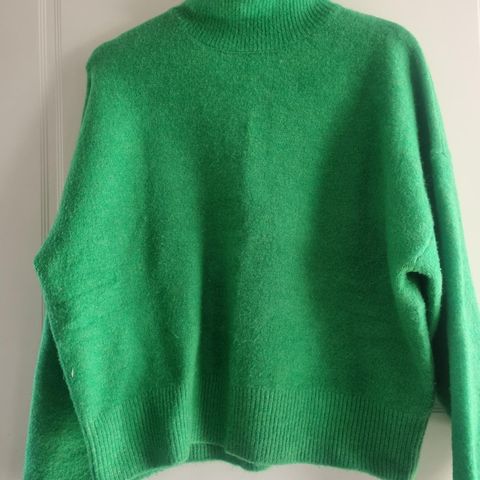 Eplegrønn genser fra Zara