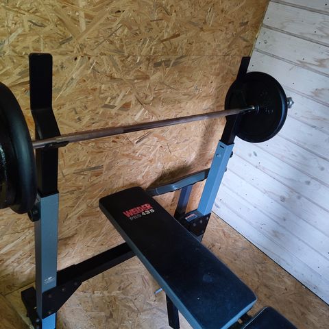 Treningsapparat/Benk/Vektstang/62,5kg vekter!