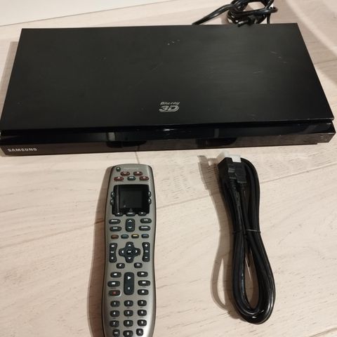 Samsung BD-D5500 Blu Ray player