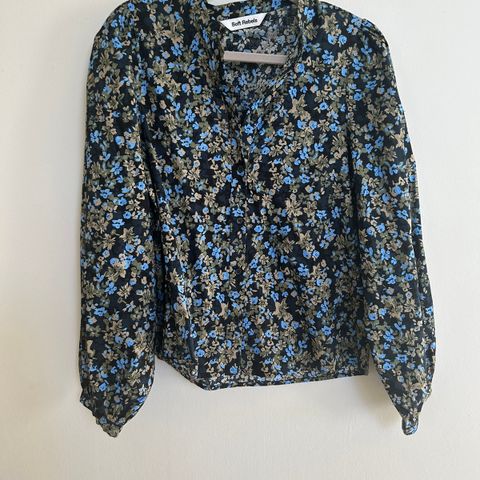 NY superfin bluse med blomsterprint, fra Soft Rebels