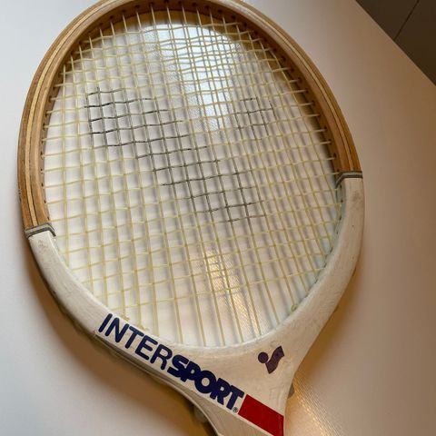 Intersport tennis racket