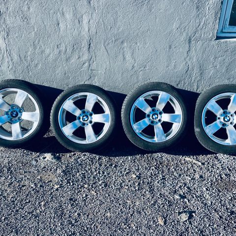 PEN BMW FELGER KAN BRUKES SOMMER OG VINTER SETT 5x120-225/50/17