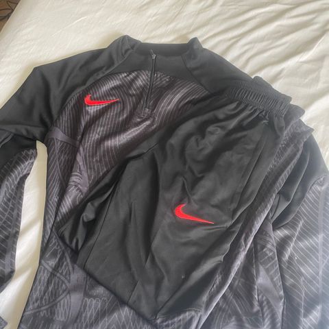 nike dry fit tracksuit