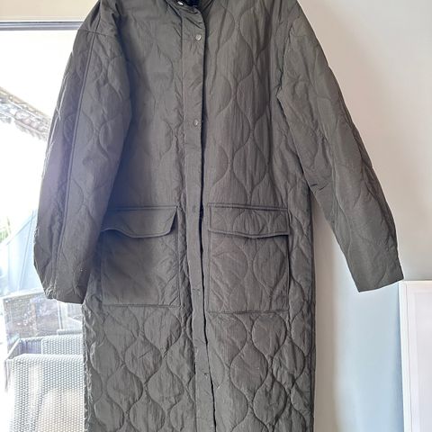 &Other Stories Oversized Quilted Coat