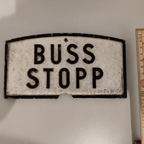 Buss stopp skilt fra 1950 tallet selges.