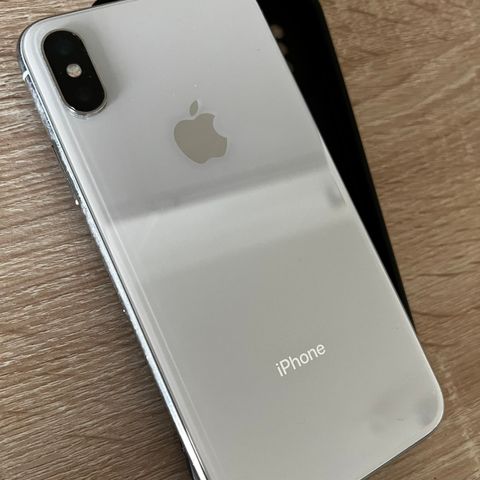 Strøken iPhone X 64gb