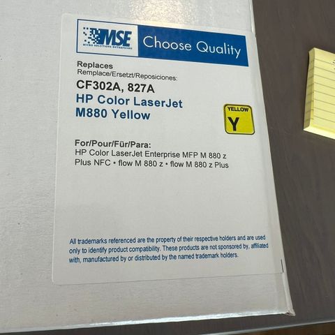 HP blekk CF302A, 827A - HP Color Laser Jet M880 Yellow