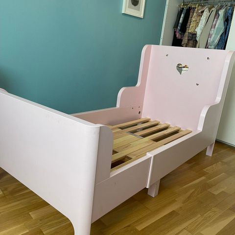 Busunge seng fra IKEA