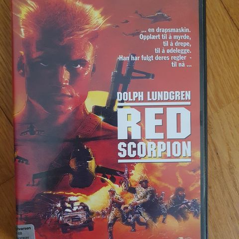 RED SCORPION Dolph Lundgren