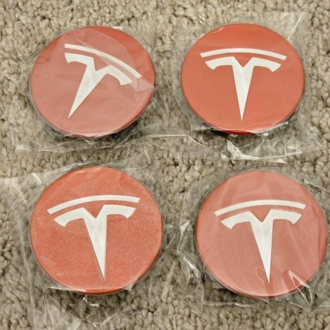 Tesla Model S.3.X.Y Rød med sølv T logo Senterkopp sett