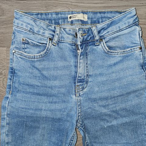 7 stk  Jeans pakke både nye og brukte