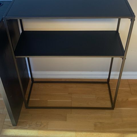 Hylle, Avlastningsbord // shelf, relief table