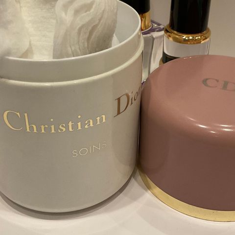 Christian Dior boks.