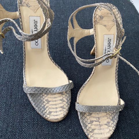 JIMMY CHOO sandalerl.Konfirmasjon,bryllup 10 cm .Str 39 .snake skin