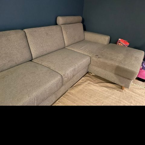 sofa skeidar