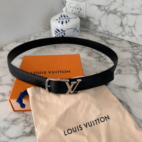 Louis Vuitton herre belte.