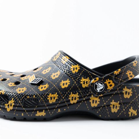 Bitcoin X Crocs - limited edt. 2100stk