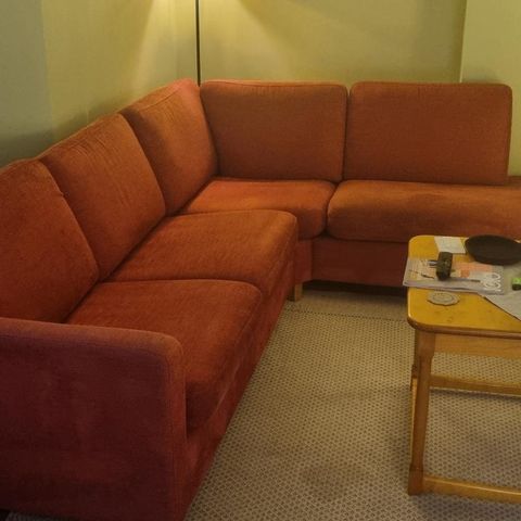Formfin sofa med sjeselong