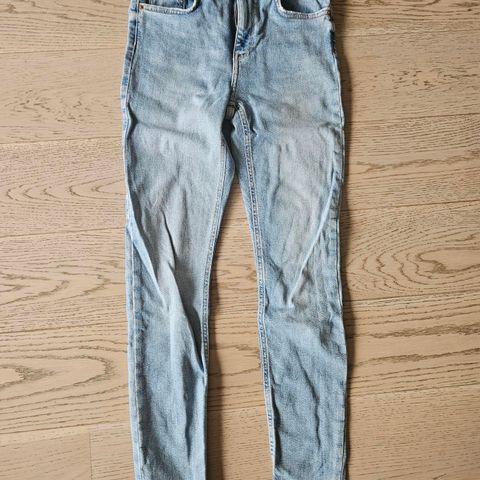 Perfect Jeans fra Ginatricot