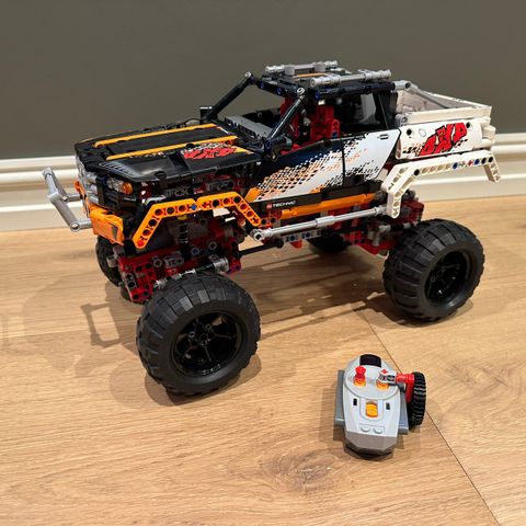 Lego Technic 9398 - Terrengbil