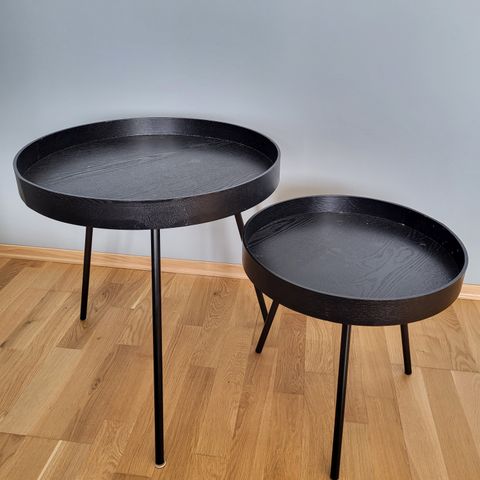 Sofabord, sett av 2 runde svarte bord