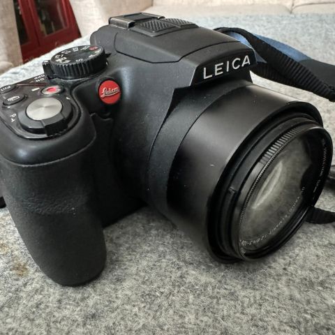 NY PRIS! Leica V-lux4
