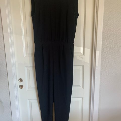 Jumpsuit fra Lindeberg str 40