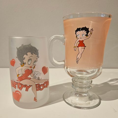 BETTY BOOP  glass