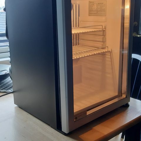 Minibar/Kjøleskap 40L
