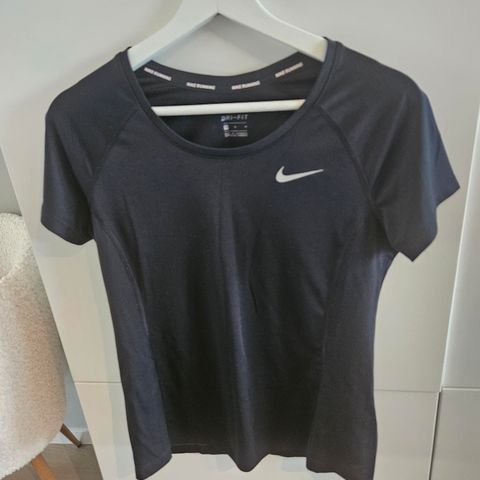 Nike trenings t-sjorte