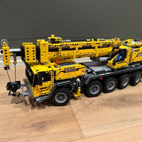 Lego Technic - 42009 - Mobilkran MK II