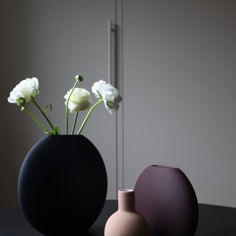 NY med original boks  -Cooee Design -  PASTILLE VASE SORT-  20 cm