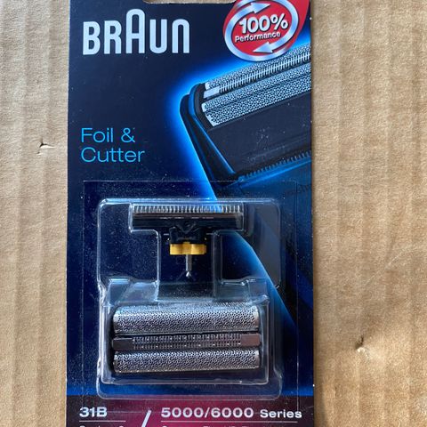 Braun.  Foil & Cutter 31B. Shaver Cleaner. Oral-B div. Børster og ladere