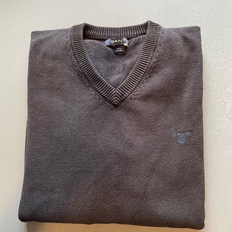 Gant v-neck genser