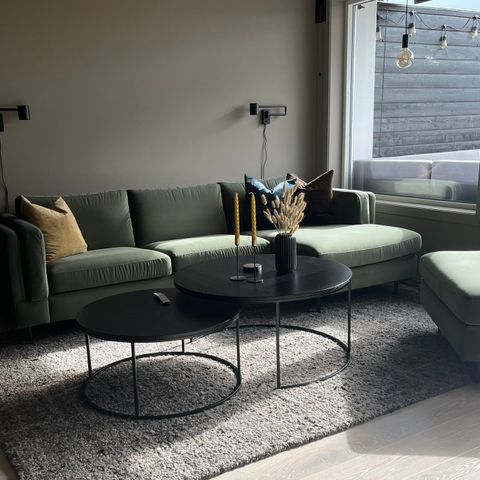 Lite brukt Vilmers Nordic sofa med pall selges