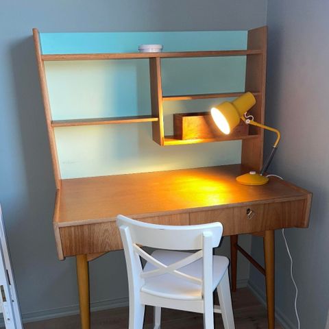 Malm kommode / retro pult / spisestue m.m