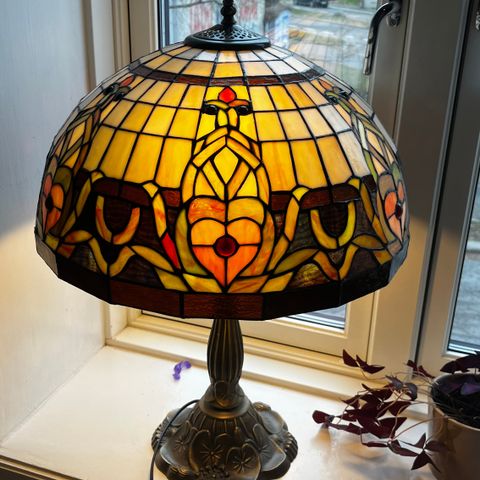 Tiffany lampe  til salgs