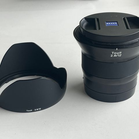 Zeiss Touit 12mm f/2.8 til Sony E