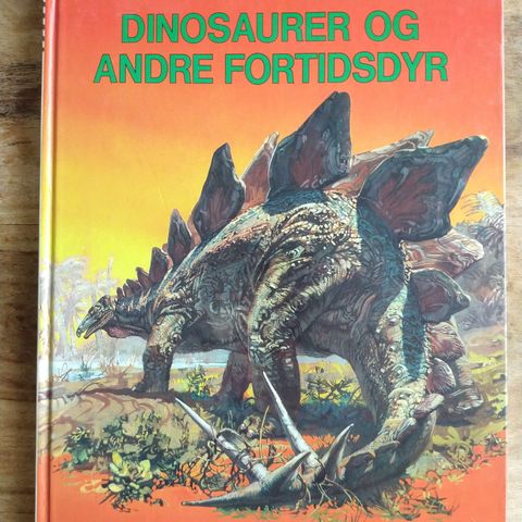 Dinosaurer og Andre Fortidsdyr - Første utgave, 1989 - Innbundet